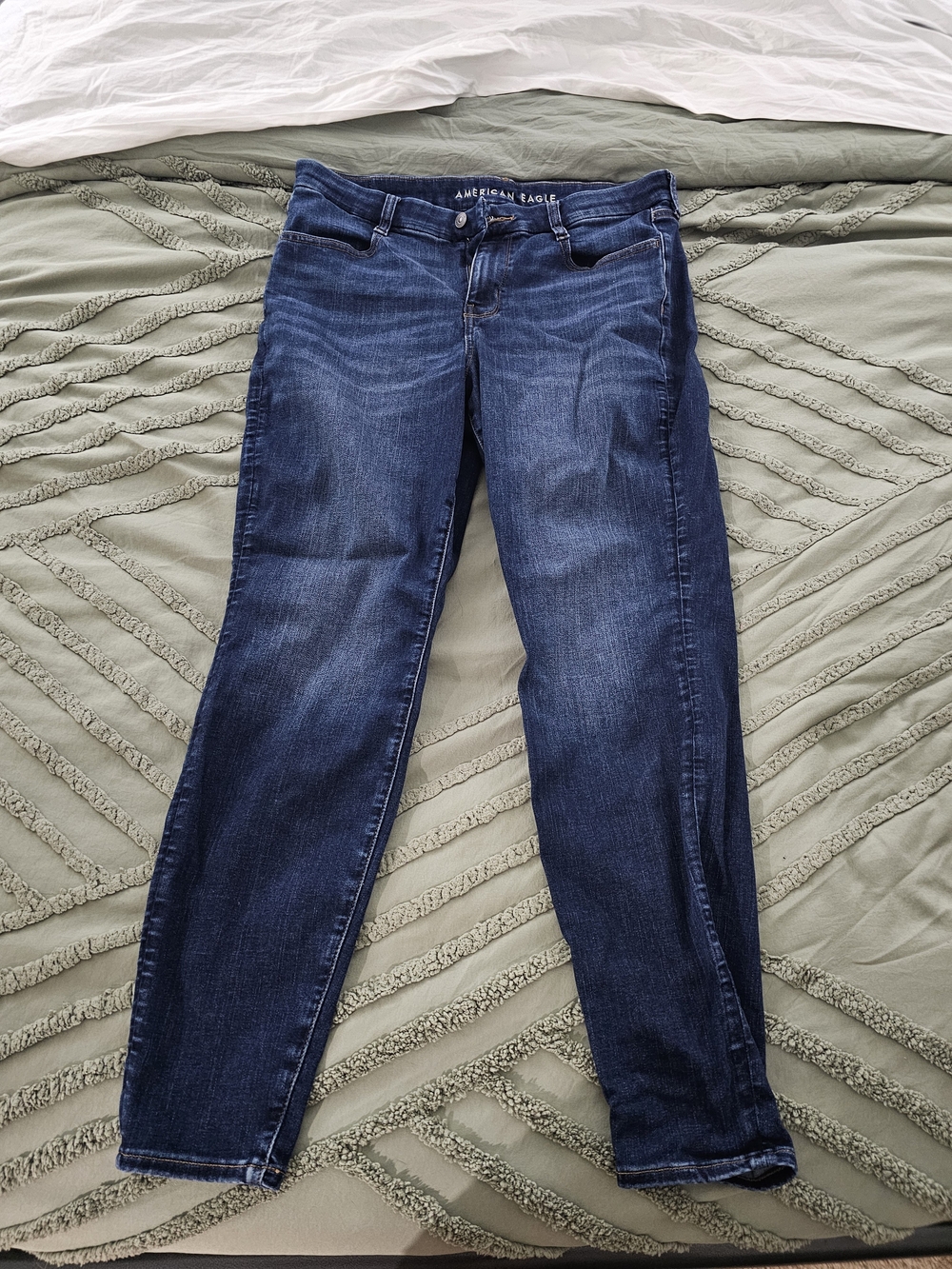 American Eagle Outfitters Women’s Dark Blue Denim Jeans